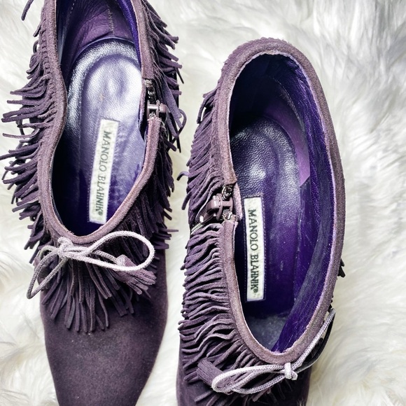 MANOLO BLAHNIK Plum Suede Fringe Peep Toe Bootie, Size 7 - Picture 3 of 10